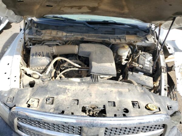 RAM 1500 WHITE - 3C6JR6DG3EG165376
