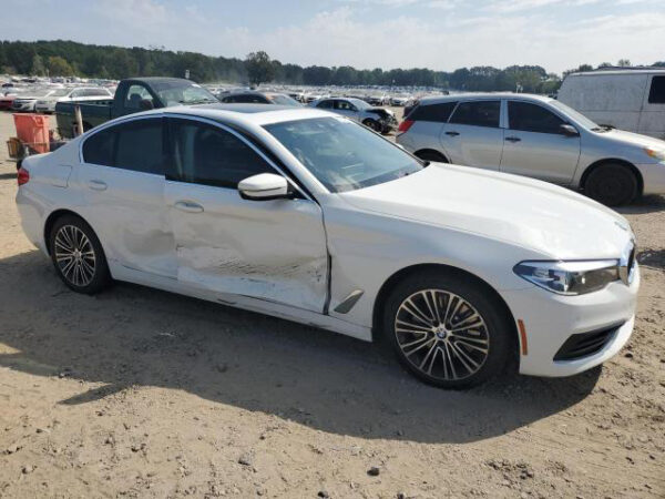 2019 BMW 530i xDrive White - WBAJA5C54KG900297