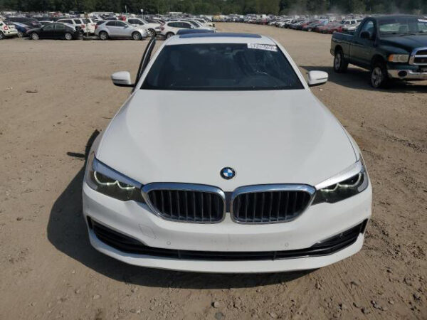 2019 BMW 530i xDrive White - WBAJA5C54KG900297