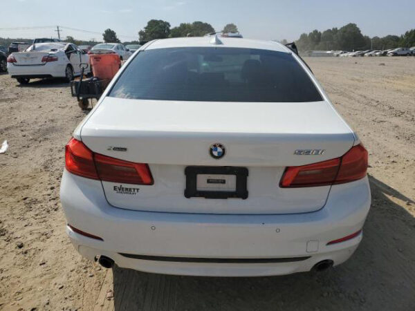 2019 BMW 530i xDrive White - WBAJA5C54KG900297