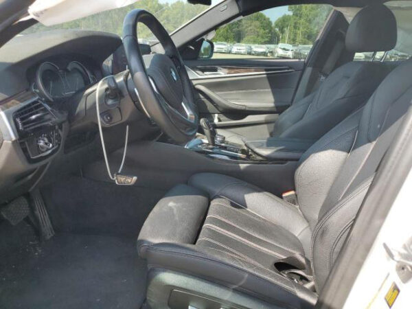 2019 BMW 530i xDrive White - WBAJA5C54KG900297