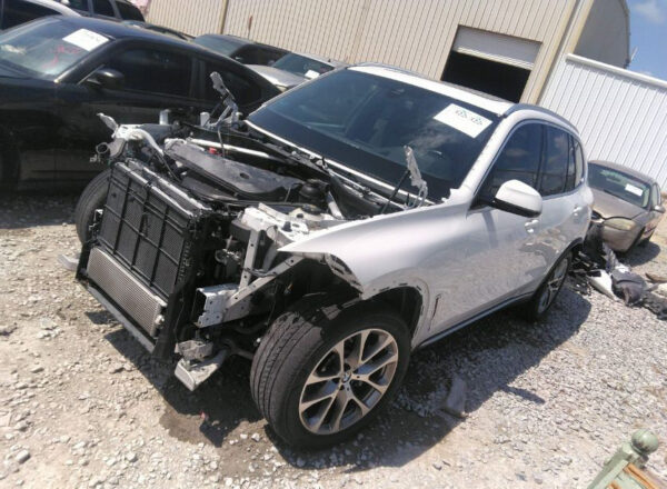 BMW X5 Sdrive40I 2020 White 3.0L — 5UXCR6C56KLL14099