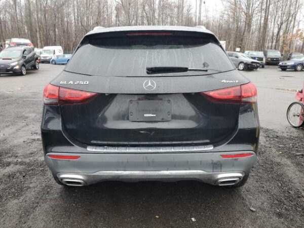 SUV - W1N4N4HB7MJ132410