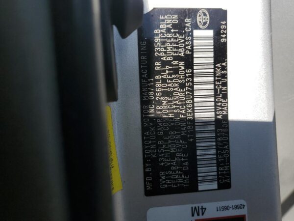 TOYOTA CAMRY SILVER - 4T1BF3EK6BU775316