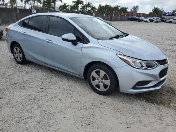 Chevrolet CRUZE 2018 - 1G1BC5SM7J7195559