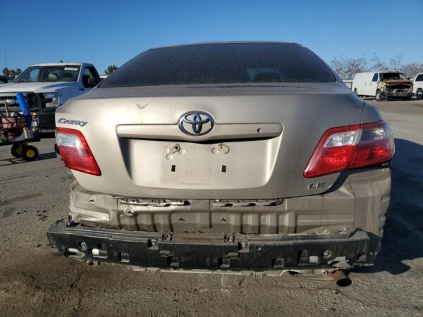 TOYOTA CAMRY GOLD - 4T1BE46K97U172438