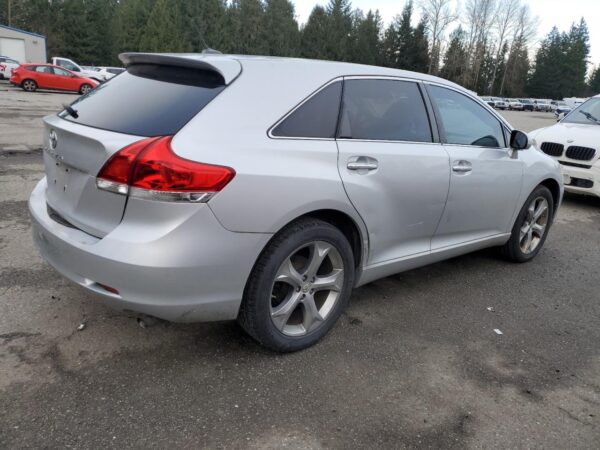 TOYOTA VENZA SILVER - 4T3ZK3BB5BU039604