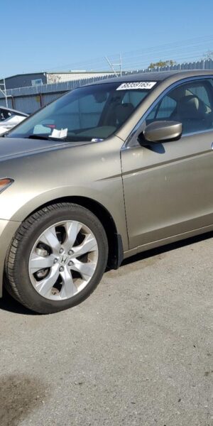 HONDA ACCORD GOLD - 1HGCP3F84AA024810