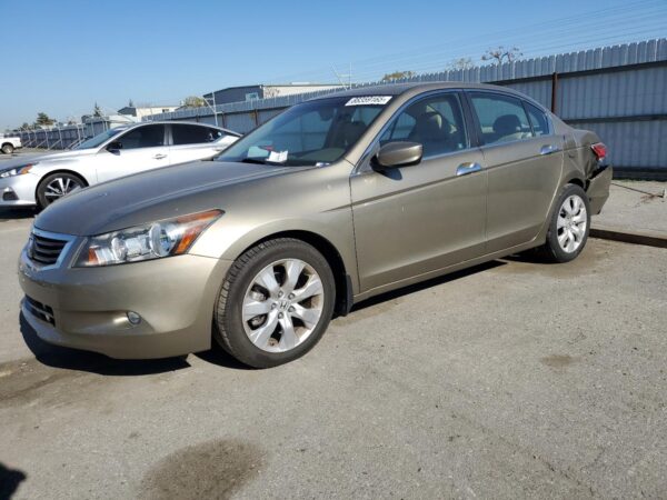 HONDA ACCORD GOLD - 1HGCP3F84AA024810