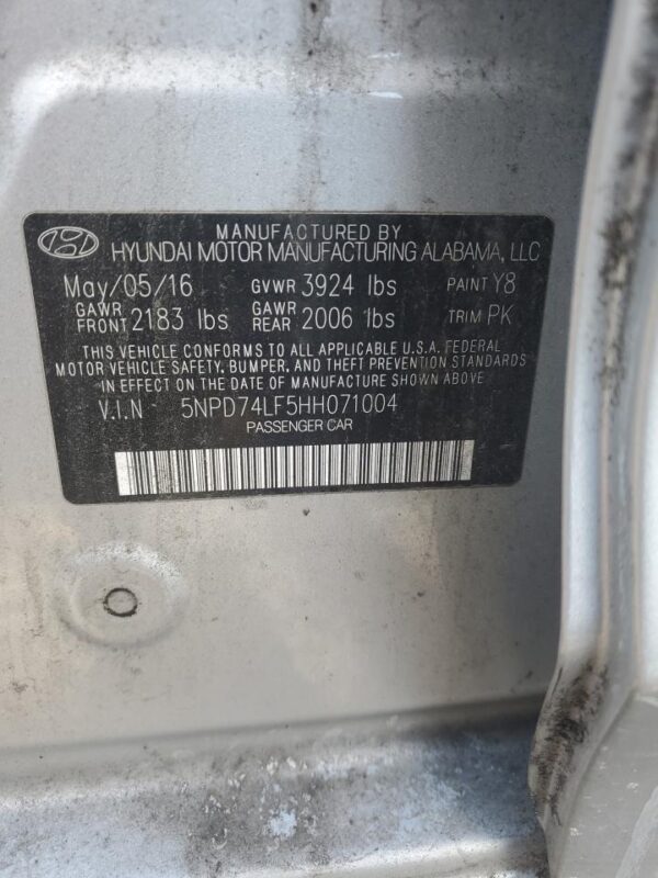 HYUNDAI ELANTRA SILVER - 5NPD74LF5HH071004