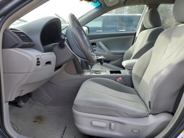 TOYOTA CAMRY GRAY - 4T1BE46K69U362488