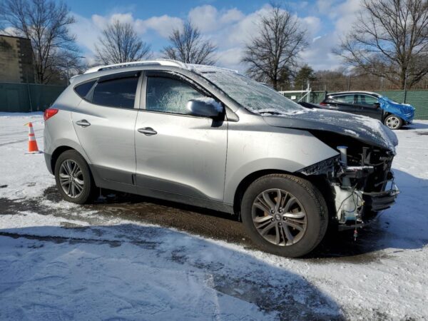 HYUNDAI TUCSON SILVER - KM8JUCAG7FU097152