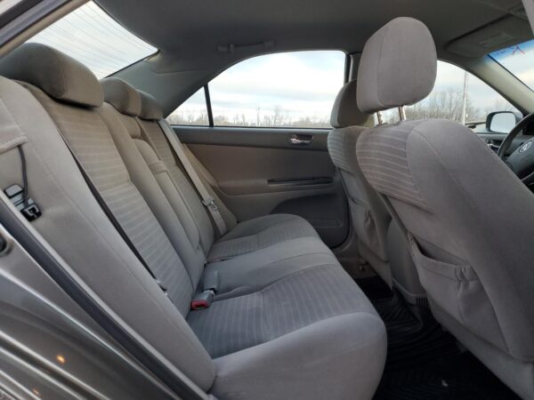 TOYOTA CAMRY CHARCOAL - 4T1BF32K75U618497