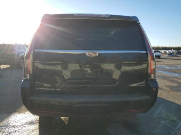 Cadillac Escalade 2018 - 1GYS4BKJ8JR383398