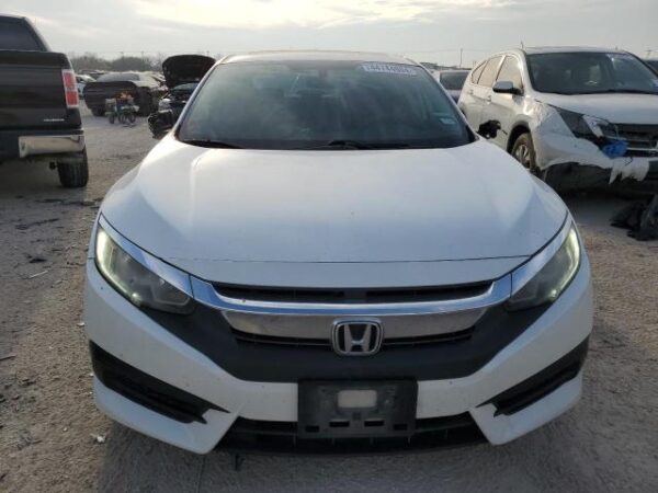 Honda Civic 2018 - 2HGFC2F79JH551589
