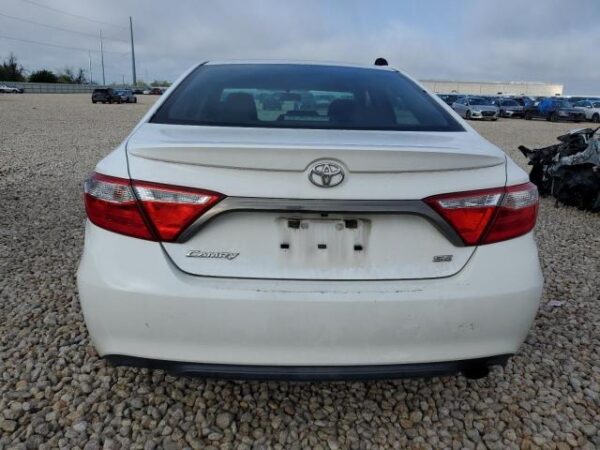 Toyota CAMRY 2016 - 4T1BF1FK4GU210797