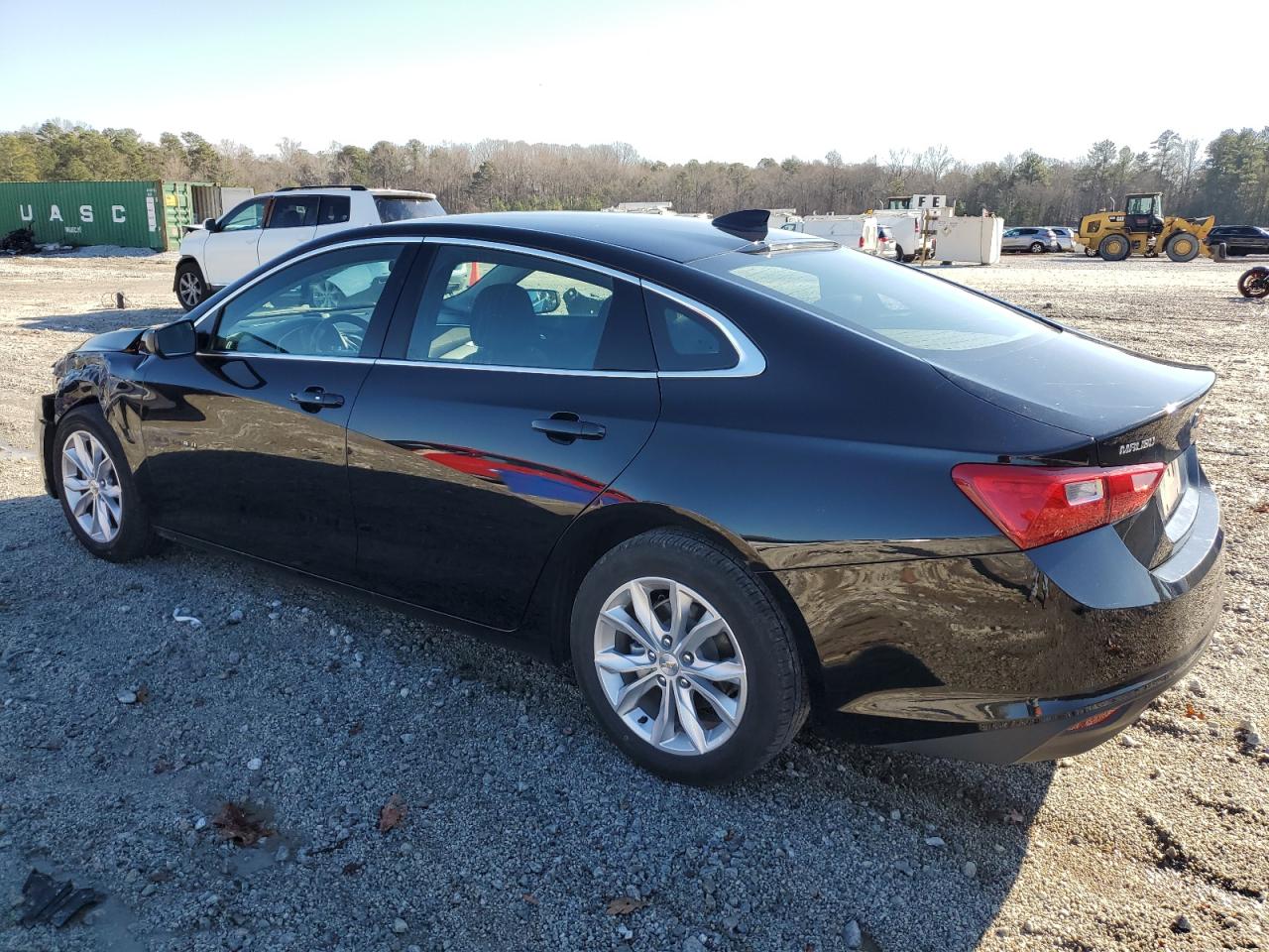 2023 Chevrolet Malibu - Image 2