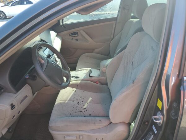 TOYOTA CAMRY GRAY - 4T1BF3EK6BU692520