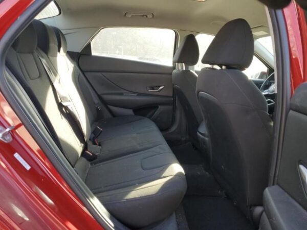 Hyundai Elantra 2022 - KMHLL4AG9NU308691