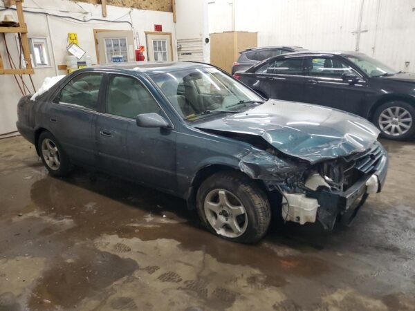 TOYOTA CAMRY GREEN - 4T1BF28K8WU068357