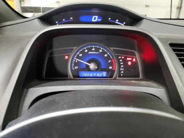 HONDA CIVIC SILVER - 2HGFG12626H557947