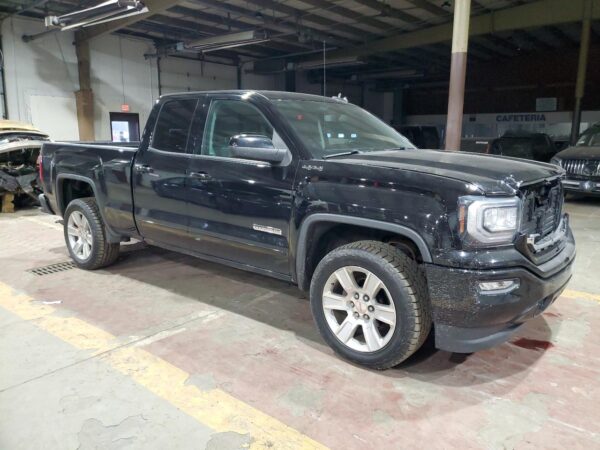 GMC SIERRA BLACK - 1GTV2LEC6JZ282341