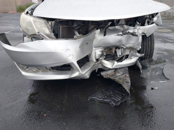 Toyota Camry 2014 Sport Silver 2.5L- 4T4BF1FK6ER359232