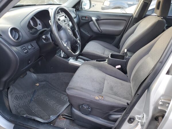 TOYOTA RAV4 SILVER - JTEHD20V856039028