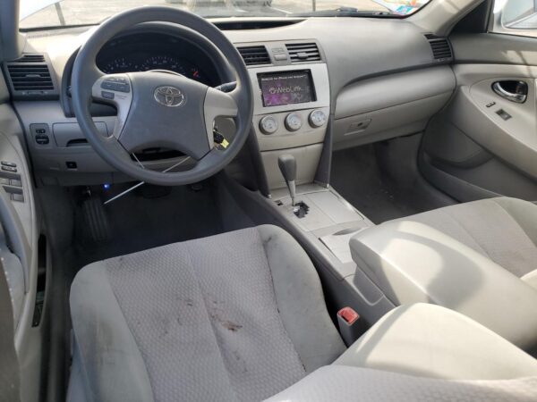 TOYOTA CAMRY SILVER - 4T1BF3EK6BU775316