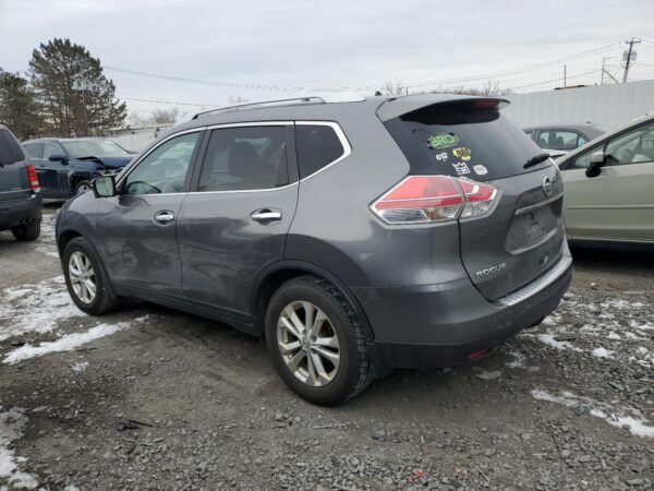 NISSAN ROGUE SILVER - KNMAT2MV1FP523069