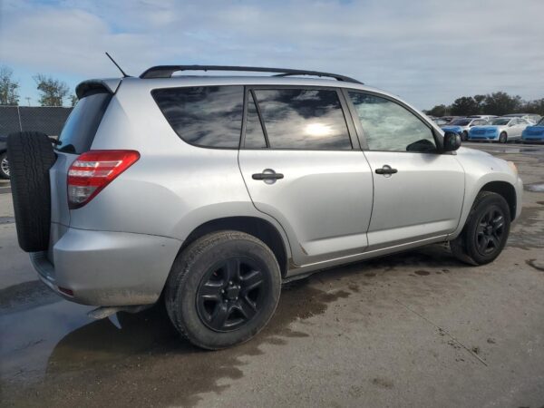 TOYOTA RAV4 SILVER - 2T3ZF4DV2BW065479