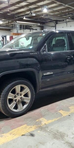 GMC SIERRA BLACK - 1GTV2LEC6JZ282341