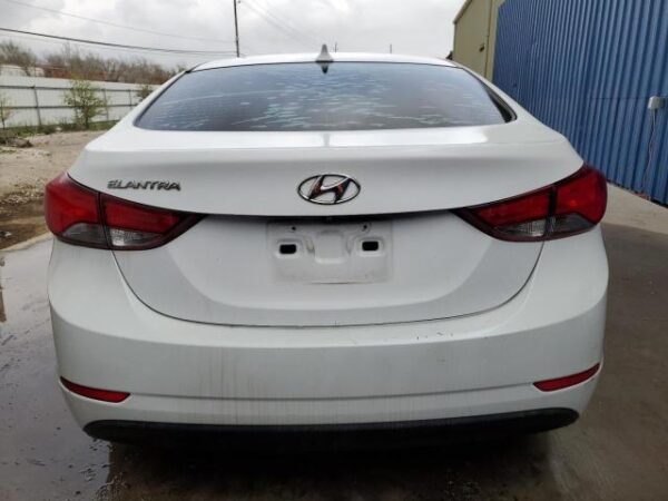 Hyundai Elantra 2015 - 5NPDH4AE5FH591160