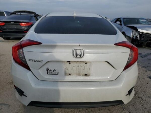 Honda Civic 2018 - 2HGFC2F79JH551589