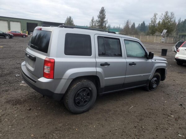 JEEP PATRIOT GRAY - 1C4NJRBB7FD183470