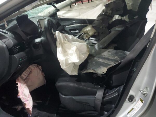 NISSAN SENTRA SILVER - 3N1AB8CV2PY248984