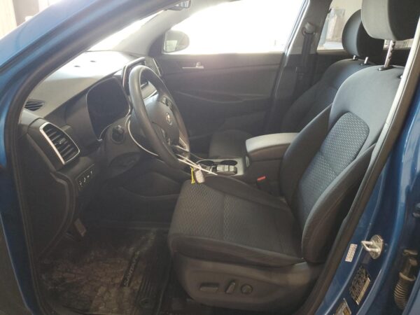 HYUNDAI TUCSON BLUE - KM8J33A44KU026557