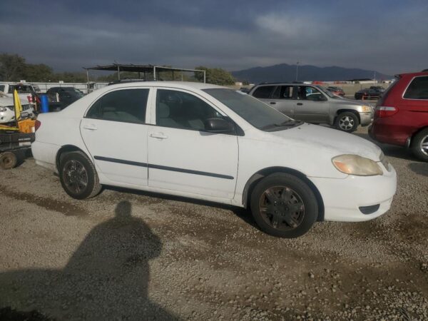 TOYOTA COROLLA WHITE - 1NXBR32E24Z295752