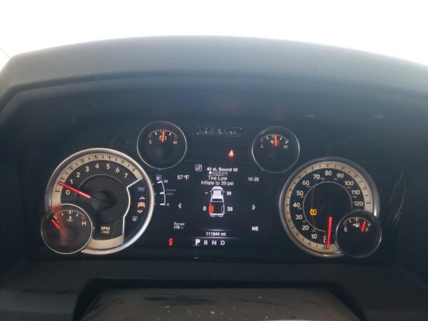 RAM 1500 RED - 3C6RR7LT7GG163902