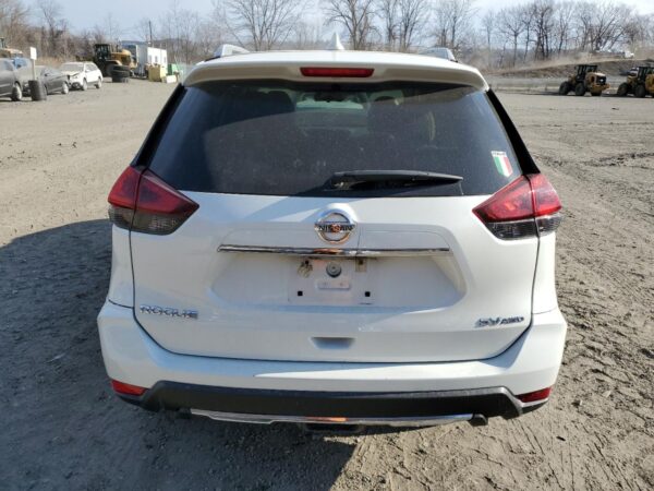 NISSAN ROGUE WHITE - 5N1AT2MV1JC844718
