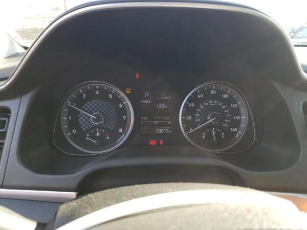 Hyundai Elantra 2019 - KMHD74LF8KU761077