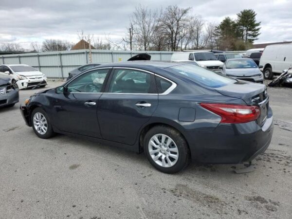 Nissan ALTIMA 2018 - 1N4AL3AP1JC108335