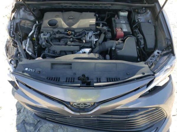Toyota CAMRY 2018 - 4T1B11HK4JU598004