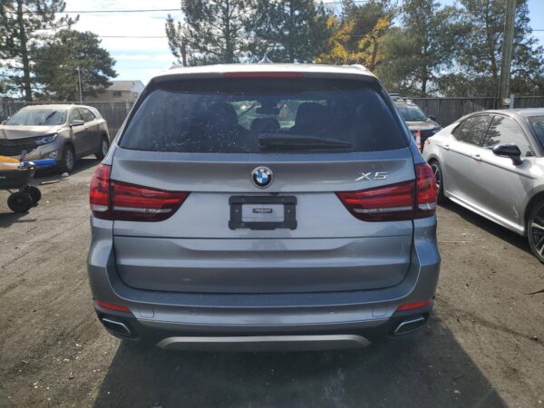 BMW X5 GRAY - 5UXKR0C57JL070387
