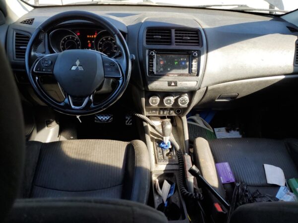 MITSUBISHI OUTLANDER BLACK - JA4AP3AUXJU015371