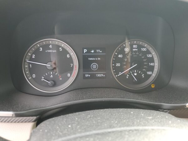 HYUNDAI TUCSON WHITE - KM8J33A46MU381135