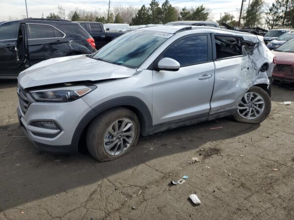 HYUNDAI TUCSON SILVER - KM8J3CA28GU110774