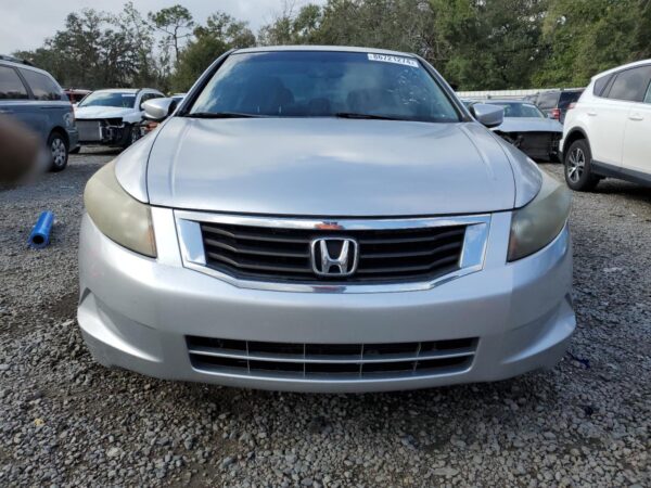 HONDA ACCORD SILVER - JHMCP263X8C013109
