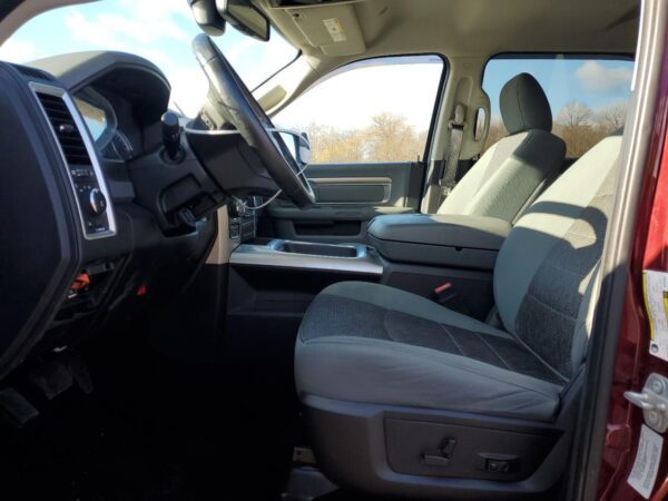 RAM 1500 BURGUNDY - 3C6RR7LTXHG525643