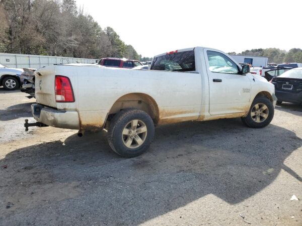 RAM 1500 WHITE - 3C6JR6DG3EG165376